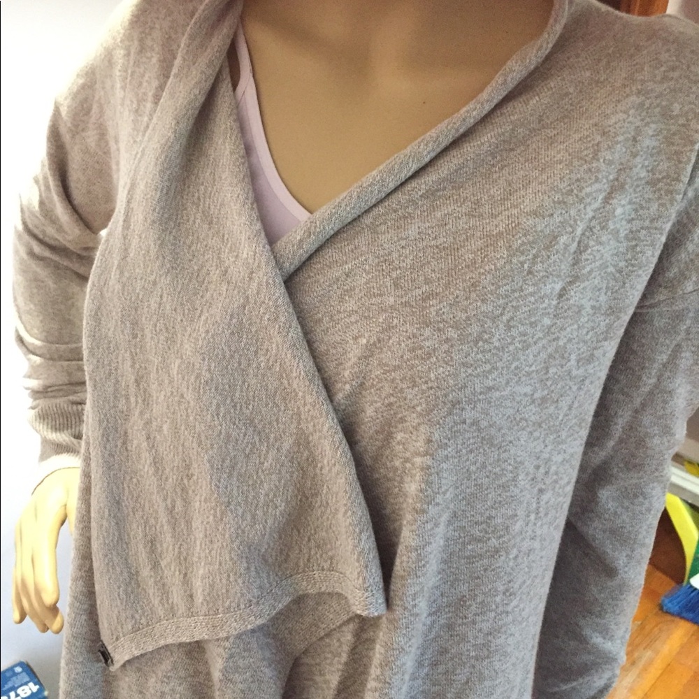 Express Cardigan - Picture 6 of 8